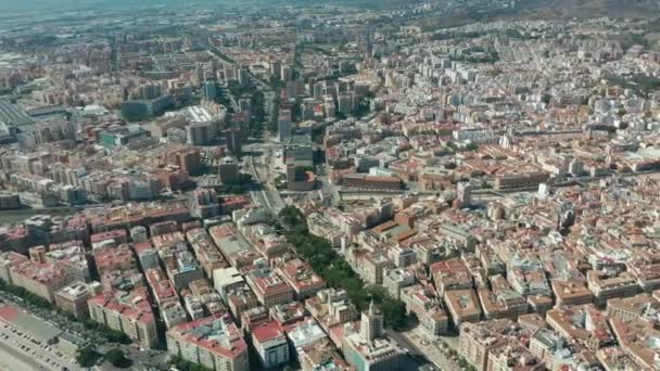 Hava görüntüsü. Malaga İspanya 'daki binalar. Malaga bir liman şehri. — Stok video