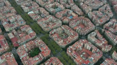 Hava görüntüsü. Barcelona 'nın Eixample ilçesinin yukarıdan görüntüsü.