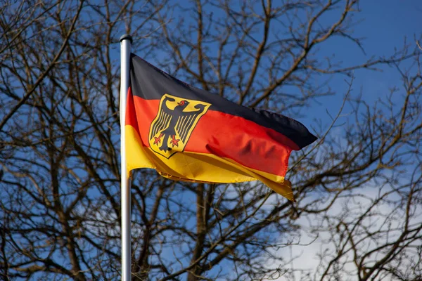 Německá Vlajka Vlaje Větru — Stock fotografie