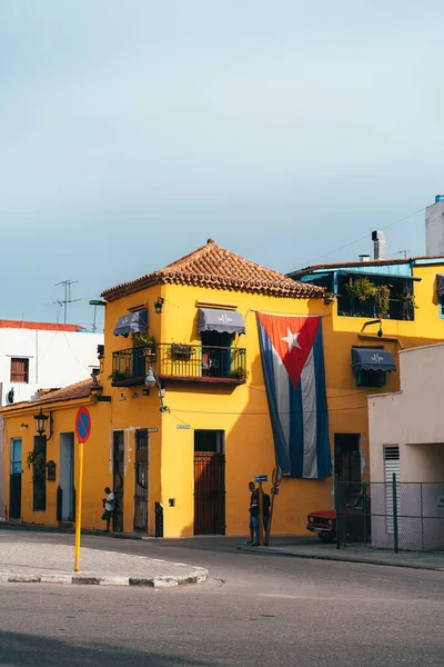 Calles Casas Atardecer Habana Vieja Cuba Con Lugareños — Foto de Stock