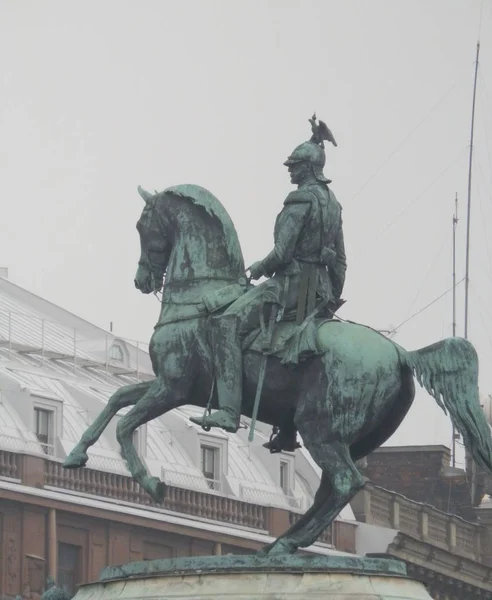 Rider Sitting Horse Rider Sitting Horse Monument Apostille Shown Courage — Stock Photo, Image