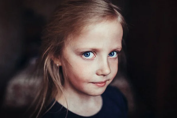 Child portrait — Stock Photo, Image