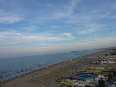 İtalyan sahilinin güzel deniz manzarası. Rimini, İtalya.