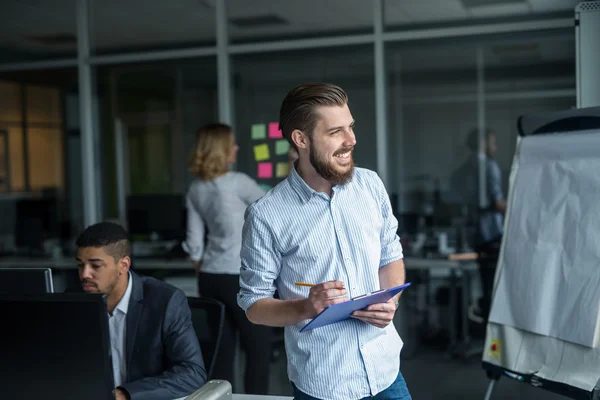 Planning his business day — Stock Photo, Image