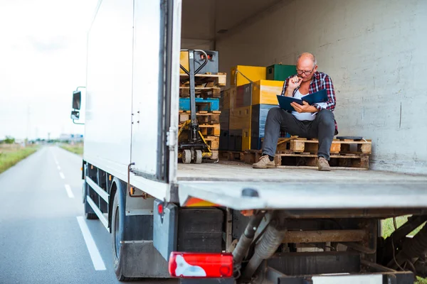 Trabajar como conductor de reparto — Foto de Stock