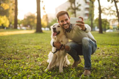 Bir köpek ile Selfie