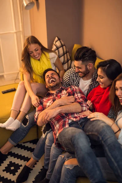 Cosquillas es tan divertido —  Fotos de Stock