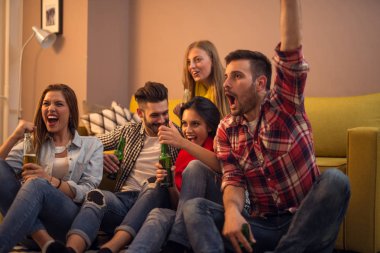 Onların dostluğu kutluyor