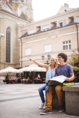 Erkek arkadaşı ile gezi Tur