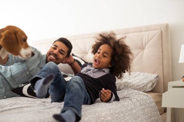 Yatmadan köpek yavrusu ve çocuklar için!  