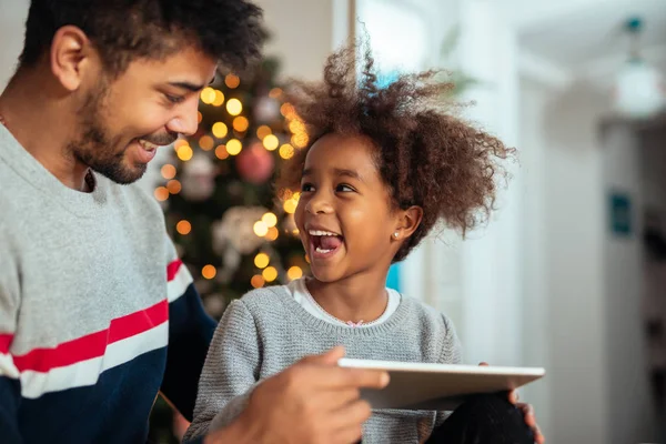 Relaxamento de Natal em casa — Fotografia de Stock