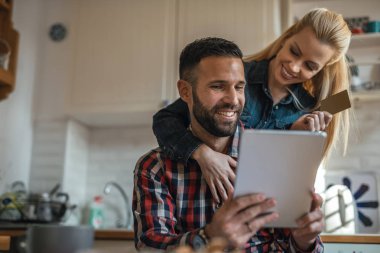 bazı alışveriş yaparken