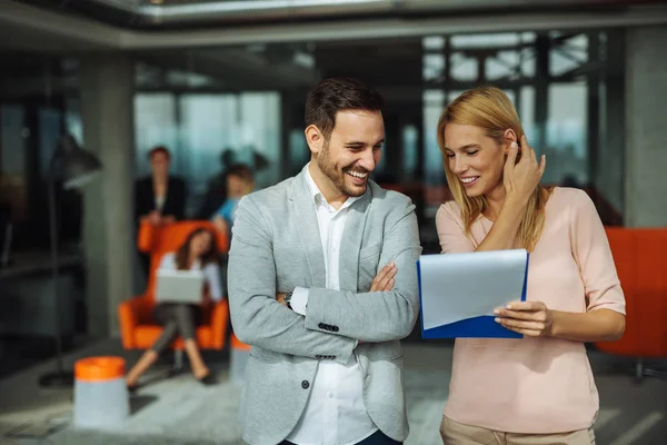 Working in the office — Stock Photo, Image