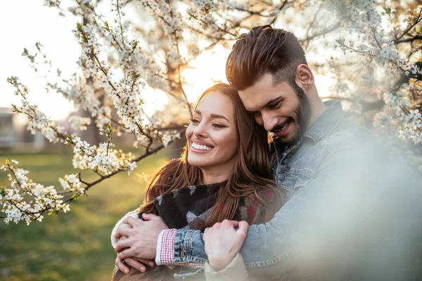 A primavera está florescendo como nosso amor ! — Fotografia de Stock