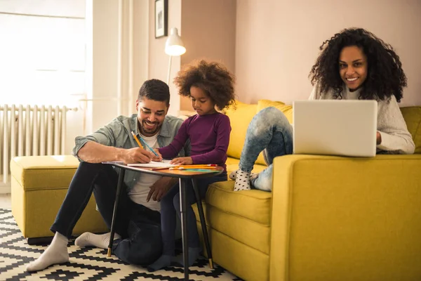 Speciell familj stund! — Stockfoto