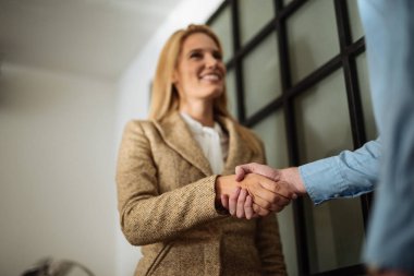 Bir anlaşma yaptık