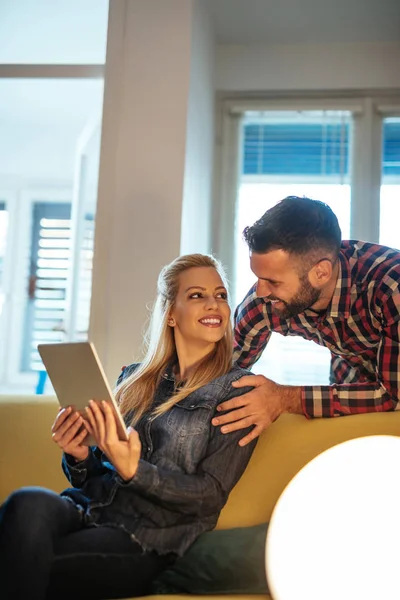 Gemeinsame Internet-Zeit — Stockfoto