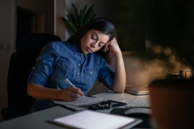 çok fazla evrak işi!