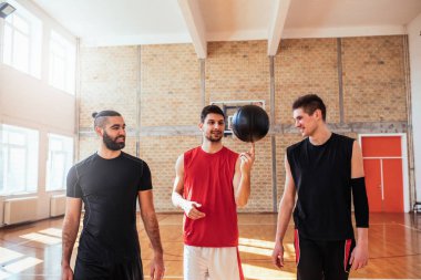 Hedeflerimize görünürde aldık