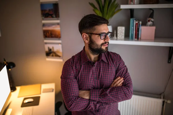 Joven empresario masculino — Foto de Stock