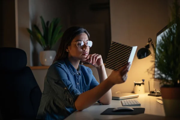 Werken hard om mijn succes — Stockfoto