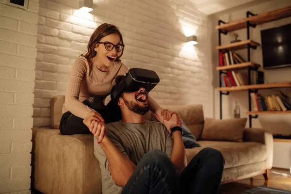 Virtuele realiteit is leuk — Stockfoto
