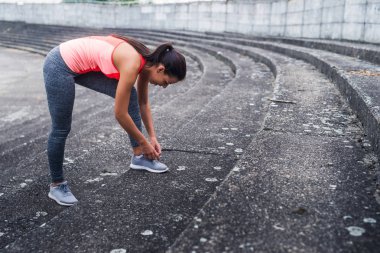 Bir bağcık bağlama