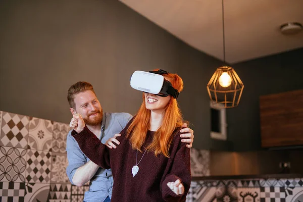Hacer realidad lo virtual — Foto de Stock