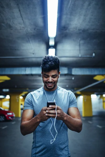 He's got the perfect track for running — Stock Photo, Image