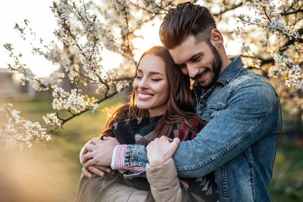 A primavera está florescendo como nosso amor ! — Fotografia de Stock