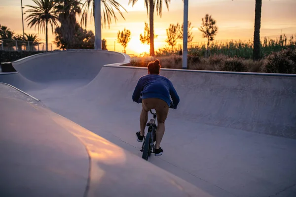 Enjoying extreme sports — Stock Photo, Image