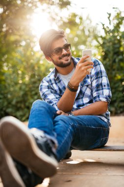 Bu yeni video klibi seven! 