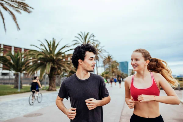 JOG naast het strand — Stockfoto