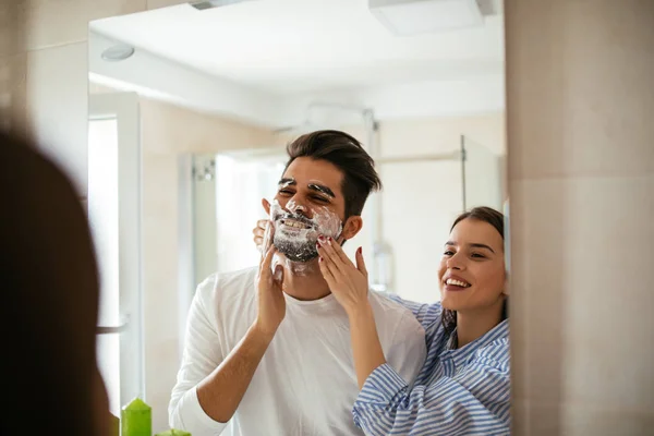 Their morning routines are full of fun — Stock Photo, Image