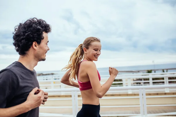 Als u wilt joggen is beter wanneer we samen — Stockfoto