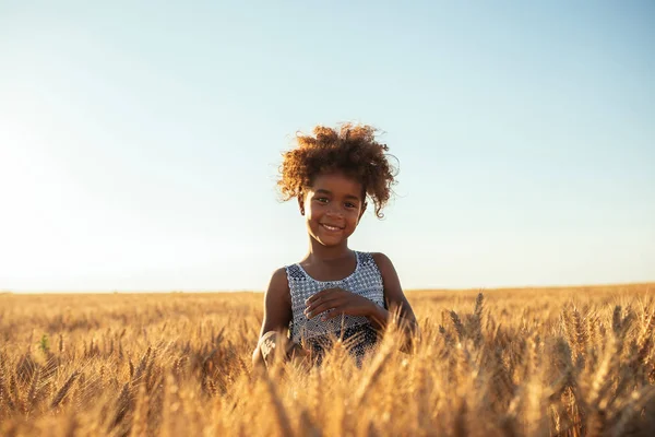 Guardami adesso. — Foto Stock