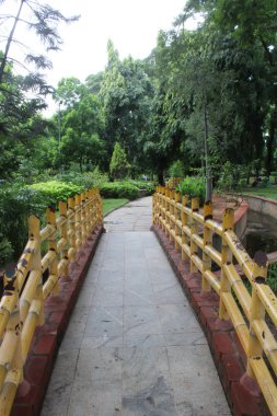 Yürümek için yol.