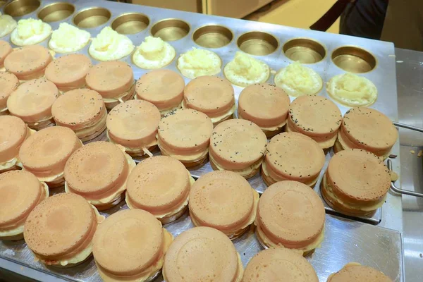 The snack of wheel shaped cakes closeup in Taiwan — Stock Photo, Image