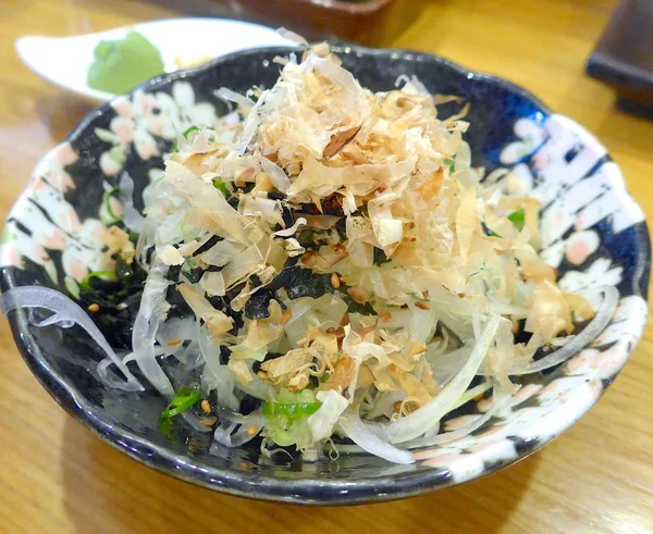 Sushi förrätt närbild på restaurang — Stockfoto