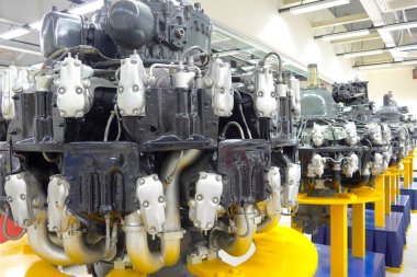 Eski avcı jet motorunun yakın çekim