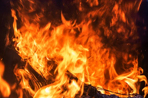 Oheň Hořící Trosky Není Žádné Ohnisko Velký Hořící Oheň — Stock fotografie