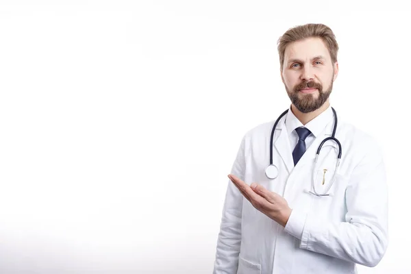 Smiling Bearded MD in White Smock Making Invitation Hand Gesture — 图库照片