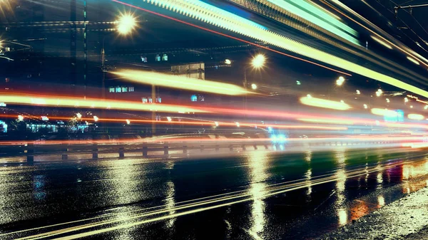 Otobanda uzun pozlama