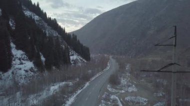 Kazakistan 'daki bir insansız hava aracının videosu.