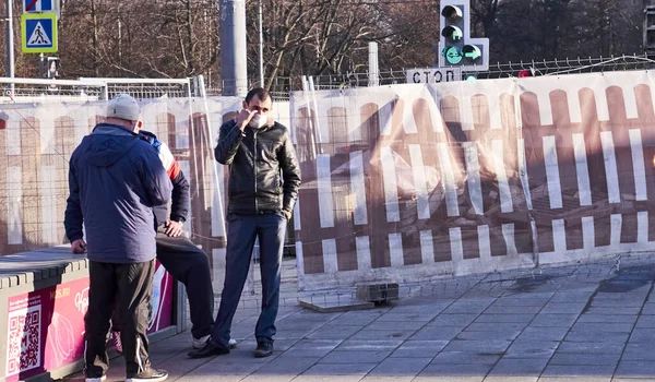 Covid Maska Człowiek Ulicy Moskwy 2020 — Zdjęcie stockowe