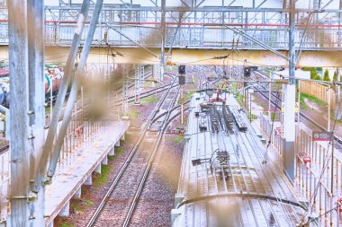 tren istasyonu görünümü yukarıdan