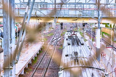 tren istasyonu görünümü yukarıdan