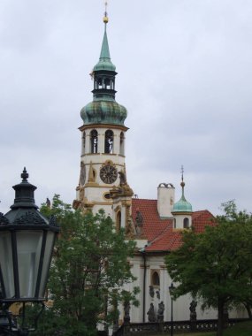 Prag 'daki Loretana Meydanı, Notre-Dame-de-Lorette