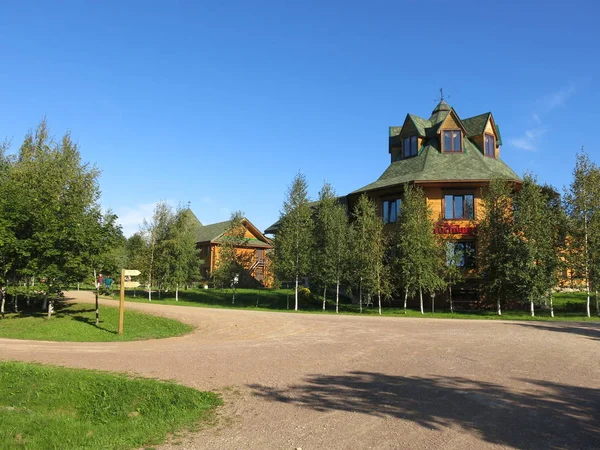 Église Orthodoxe Bois Derrière Les Arbres — Photo