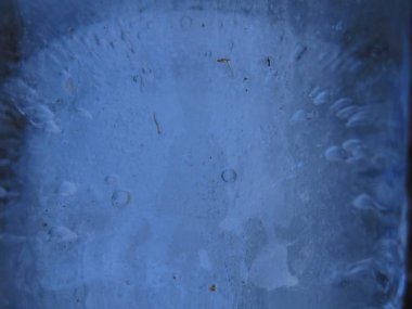 köpüklü mavi doğal buz